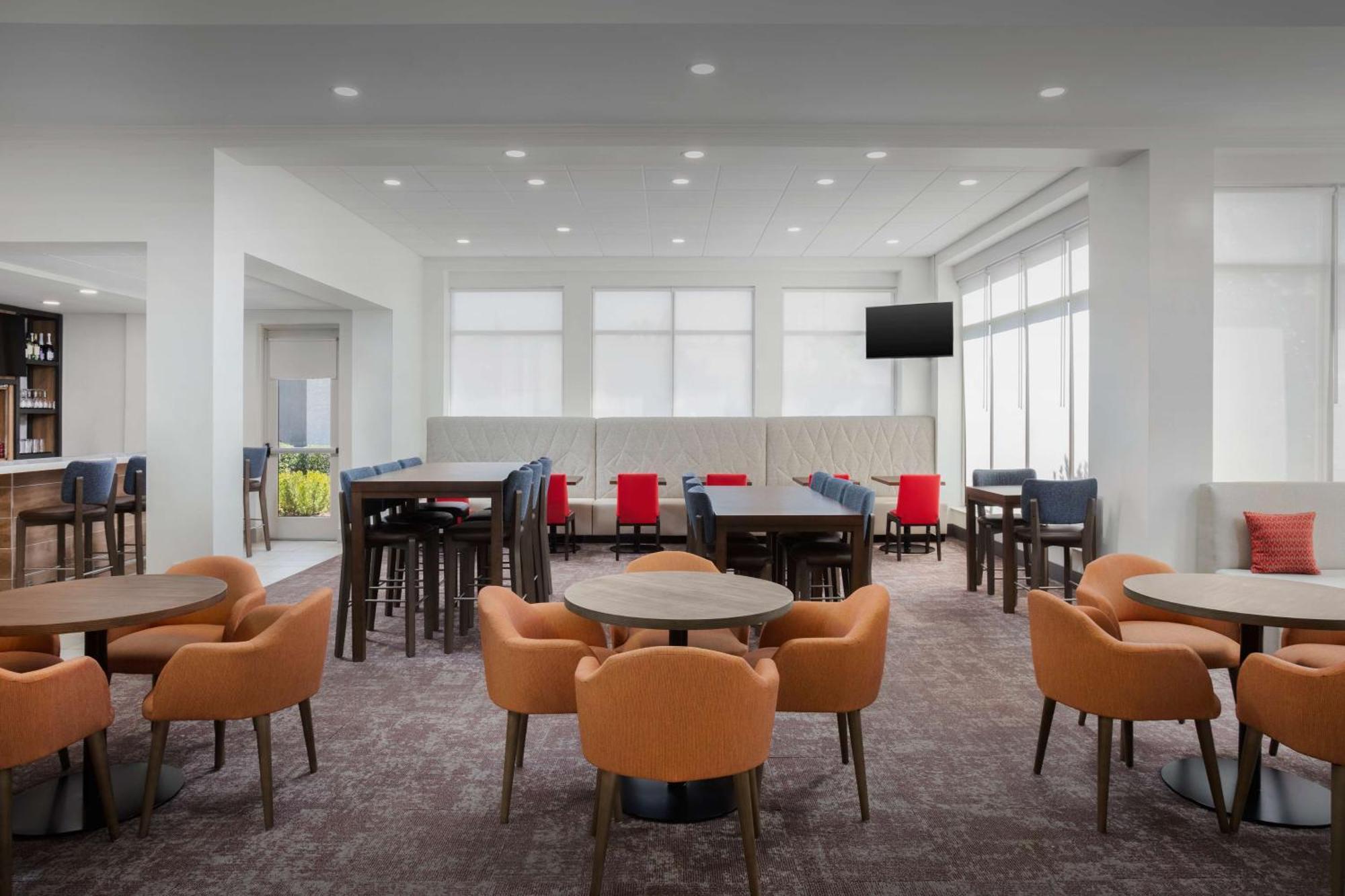 Hilton Garden Inn Тускалуса Экстерьер фото