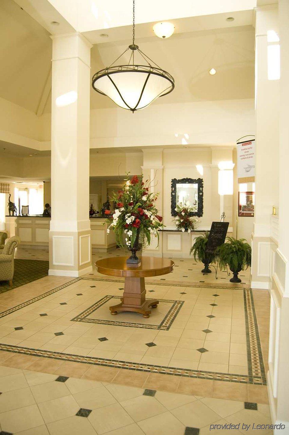 Hilton Garden Inn Тускалуса Интерьер фото